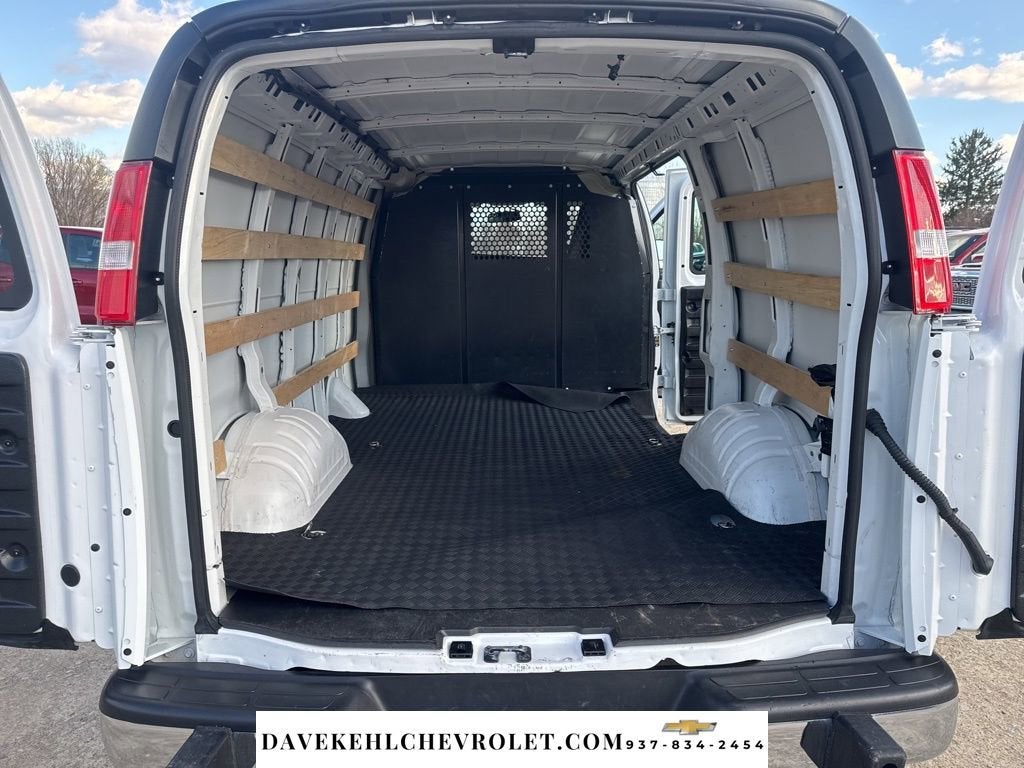 2024 GMC Savana Cargo 2500 Work Van