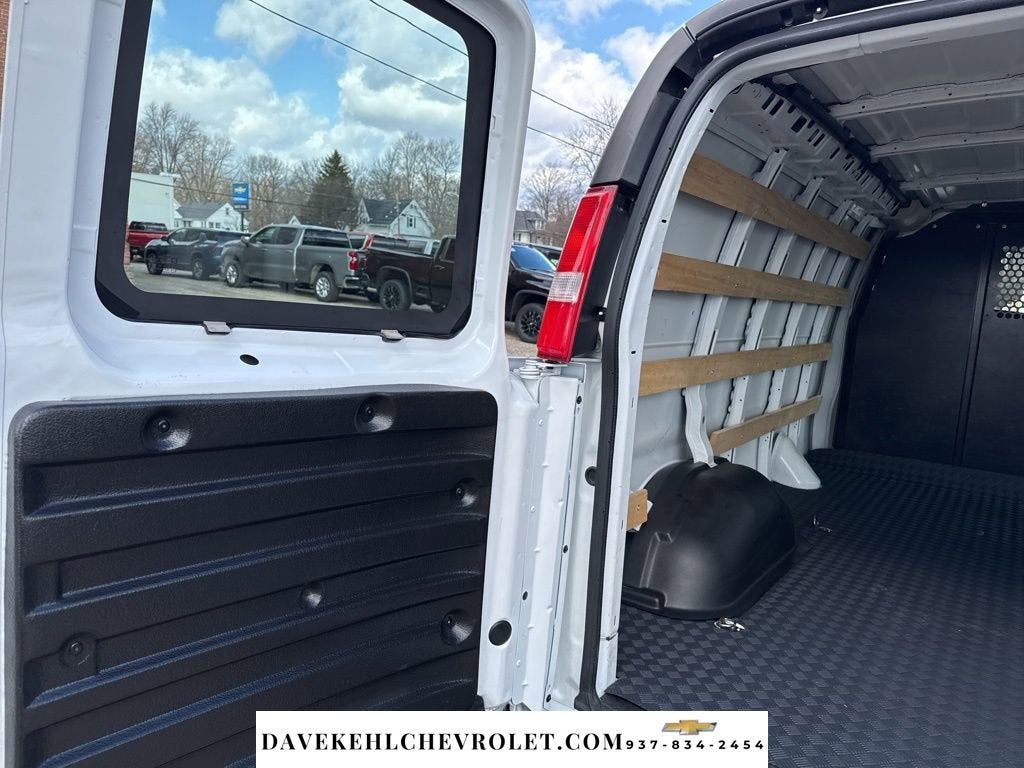 2024 GMC Savana Cargo 2500 Work Van