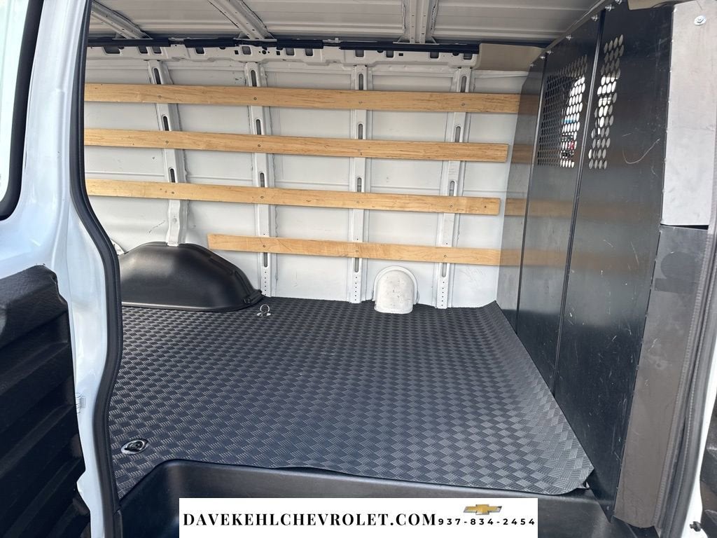 2024 GMC Savana Cargo 2500 Work Van