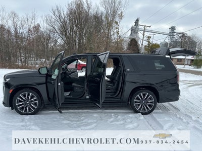 2022 Cadillac Escalade ESV Sport