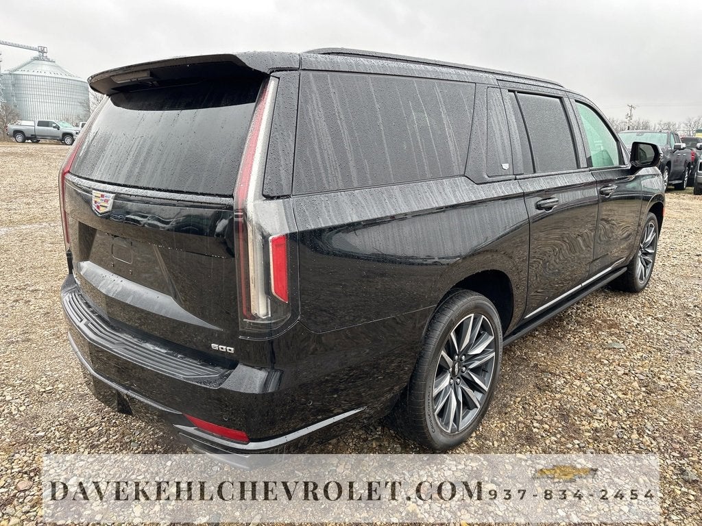 2022 Cadillac Escalade ESV Sport