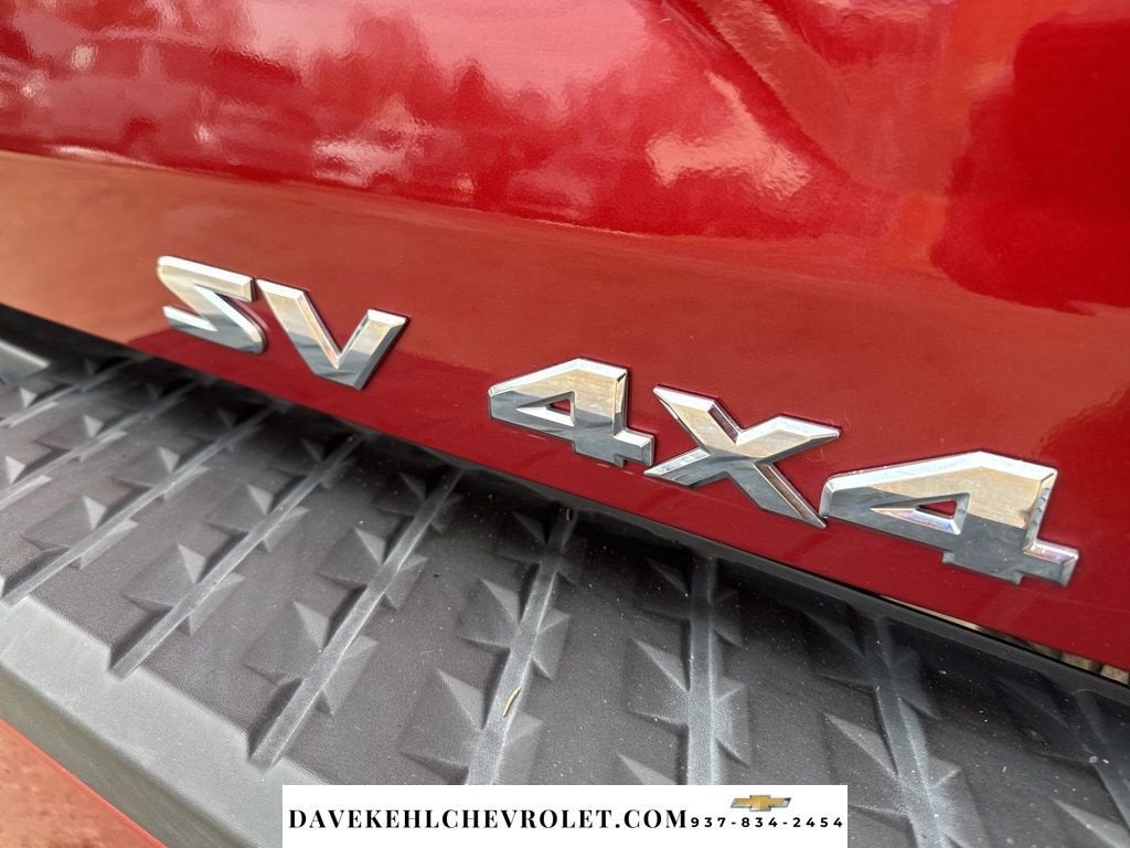 2017 Nissan TITAN SV