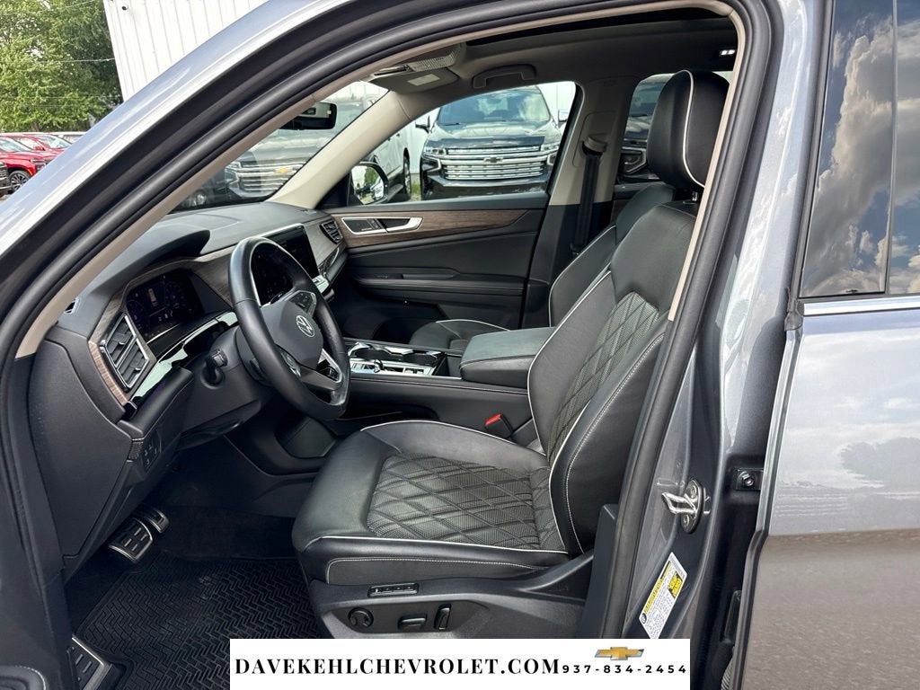2024 Volkswagen Atlas 2.0T SEL Premium R-Line