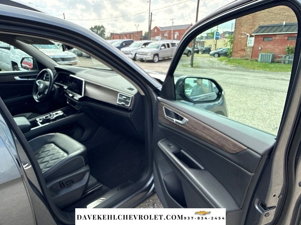 2024 Volkswagen Atlas 2.0T SEL Premium R-Line