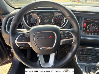 2016 Dodge Challenger 392 Hemi Scat Pack Shaker