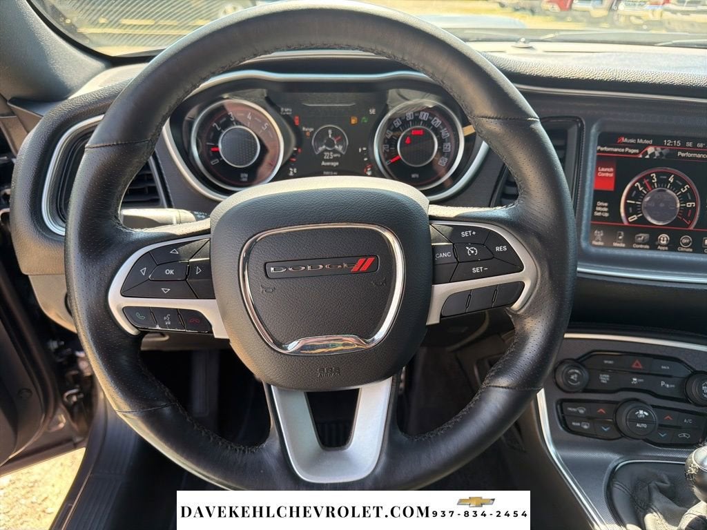 2016 Dodge Challenger 392 Hemi Scat Pack Shaker