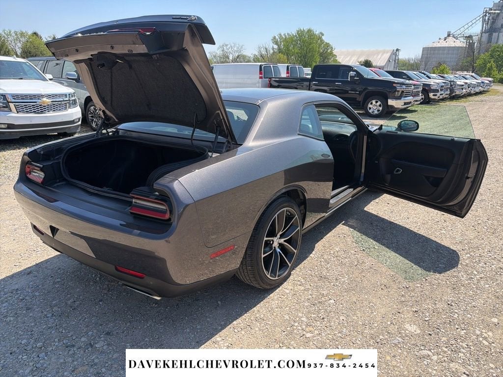 2016 Dodge Challenger 392 Hemi Scat Pack Shaker