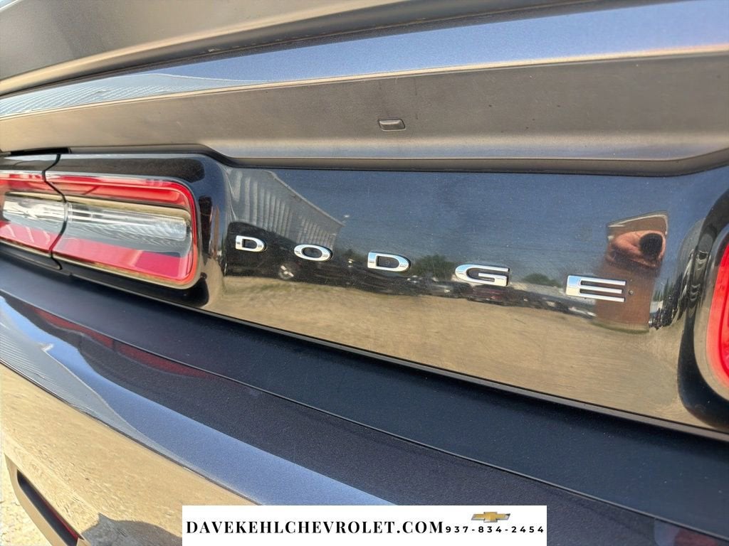 2016 Dodge Challenger 392 Hemi Scat Pack Shaker