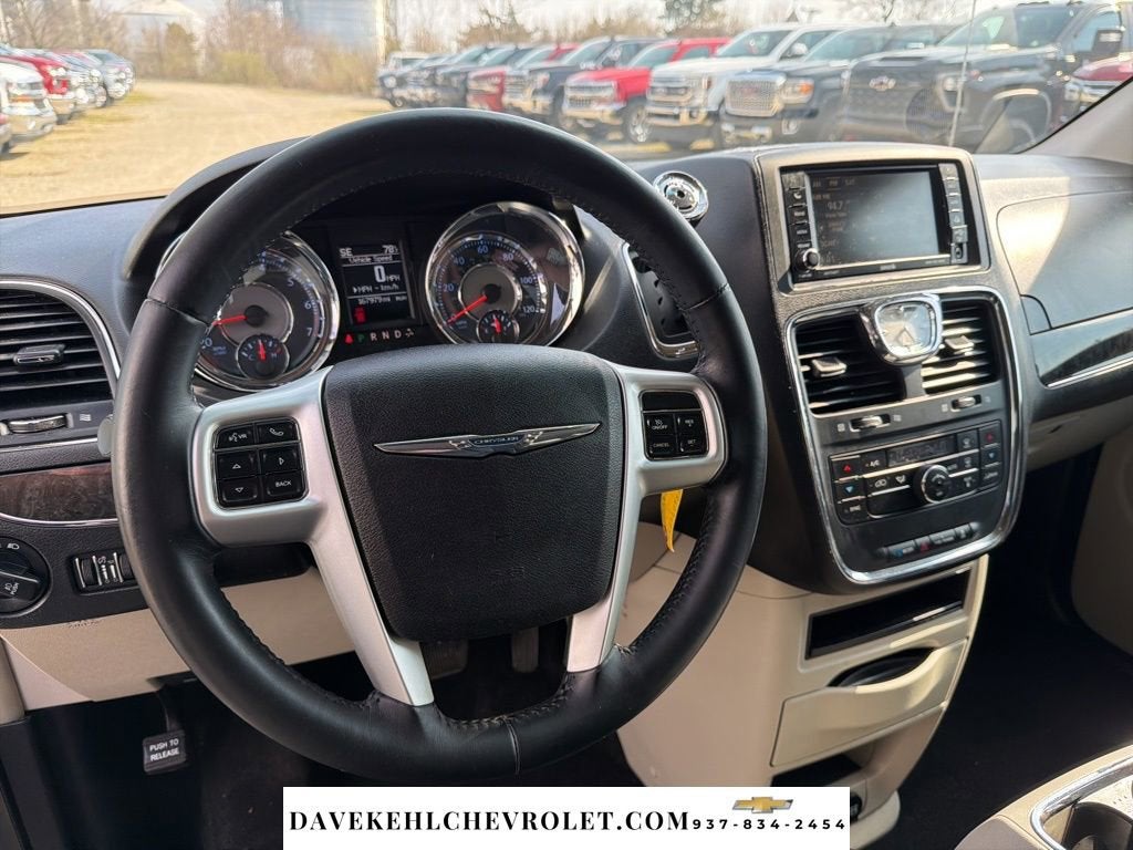2015 Chrysler Town & Country Touring