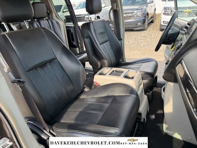 2015 Chrysler Town & Country Touring
