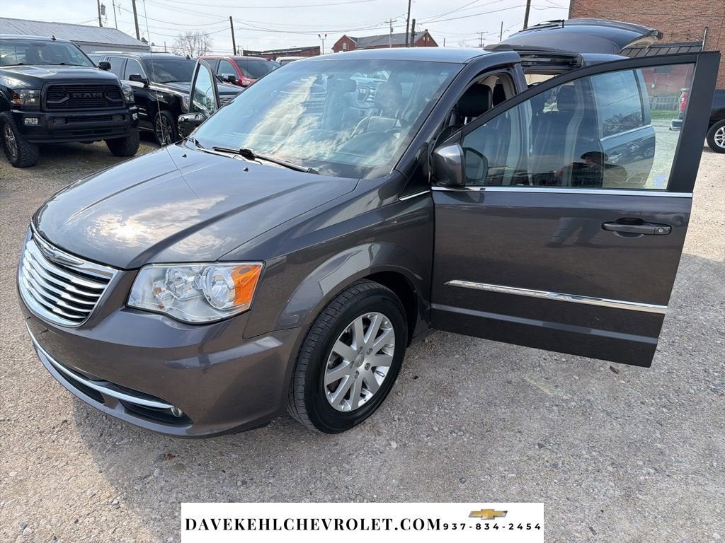 2015 Chrysler Town & Country Touring