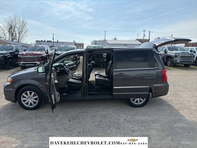 2015 Chrysler Town & Country Touring