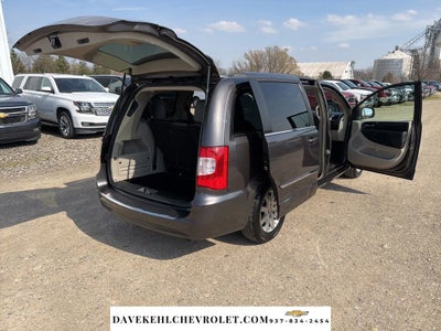 2015 Chrysler Town & Country Touring