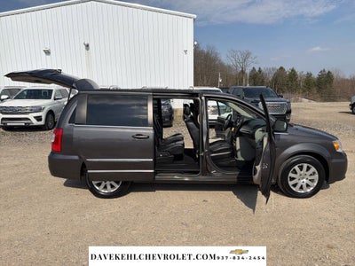 2015 Chrysler Town & Country Touring