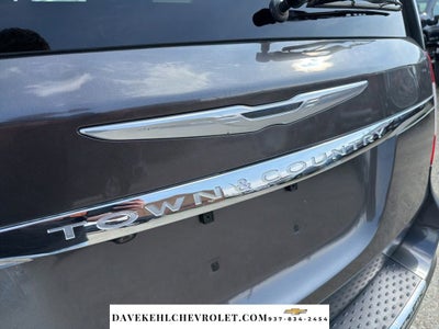 2015 Chrysler Town & Country Touring