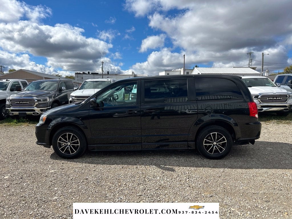 Used 2014 Dodge Grand Caravan SXT with VIN 2C7WDGCG9ER118905 for sale in Mechanicsburg, OH