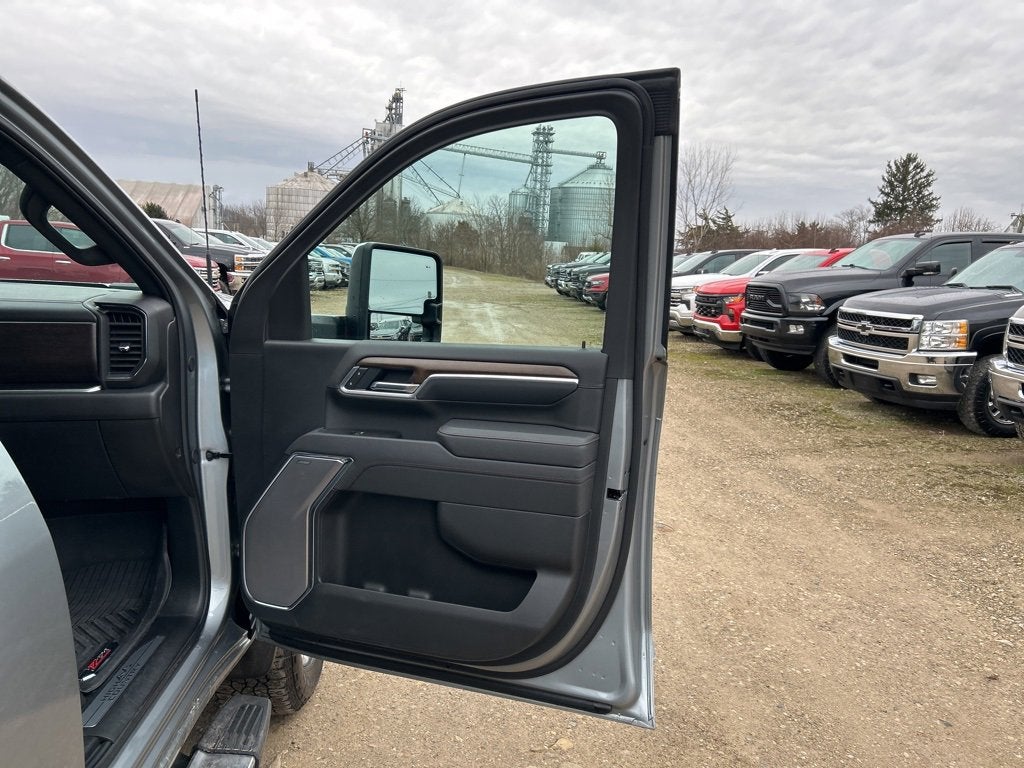 2025 Chevrolet Silverado 2500 HD High Country