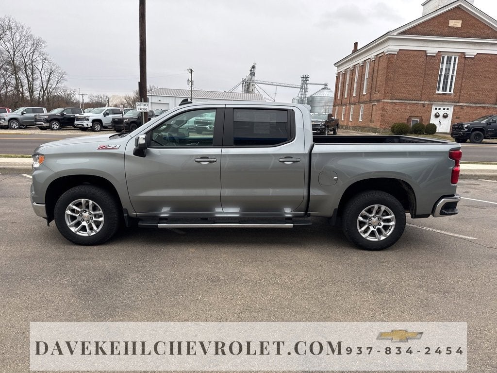 2025 Chevrolet Silverado 1500 LT