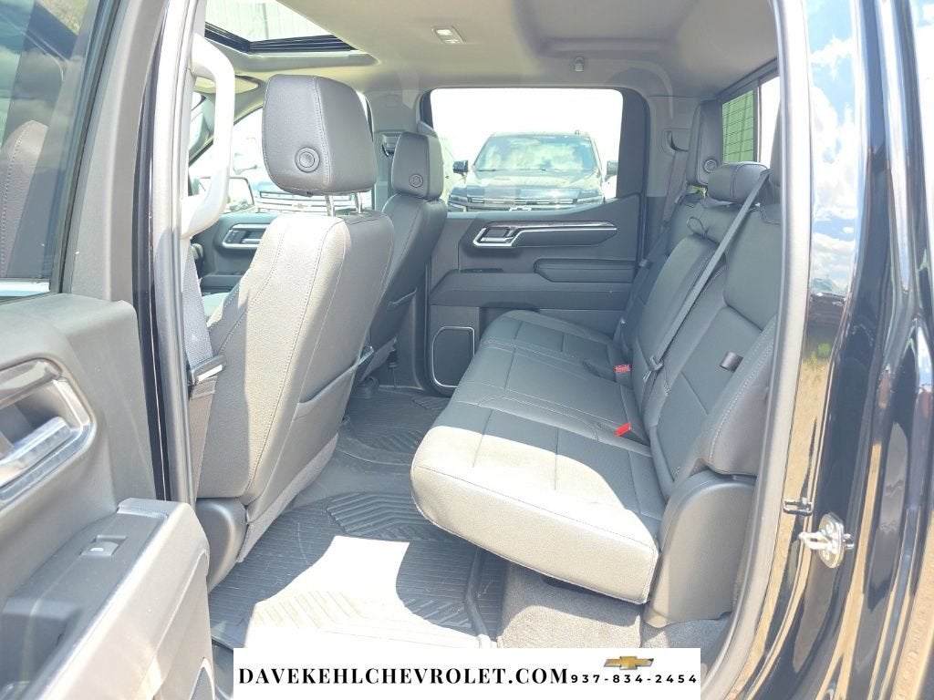 2025 Chevrolet Silverado 1500 LTZ