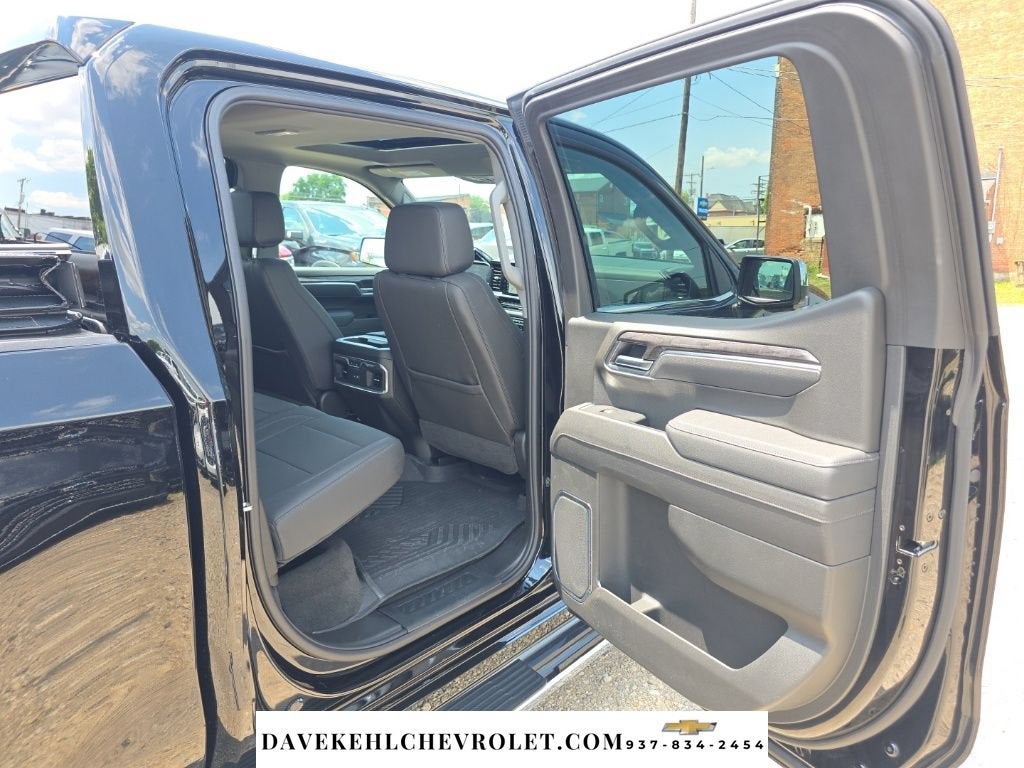 2025 Chevrolet Silverado 1500 LTZ
