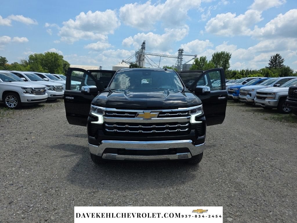 2025 Chevrolet Silverado 1500 LTZ