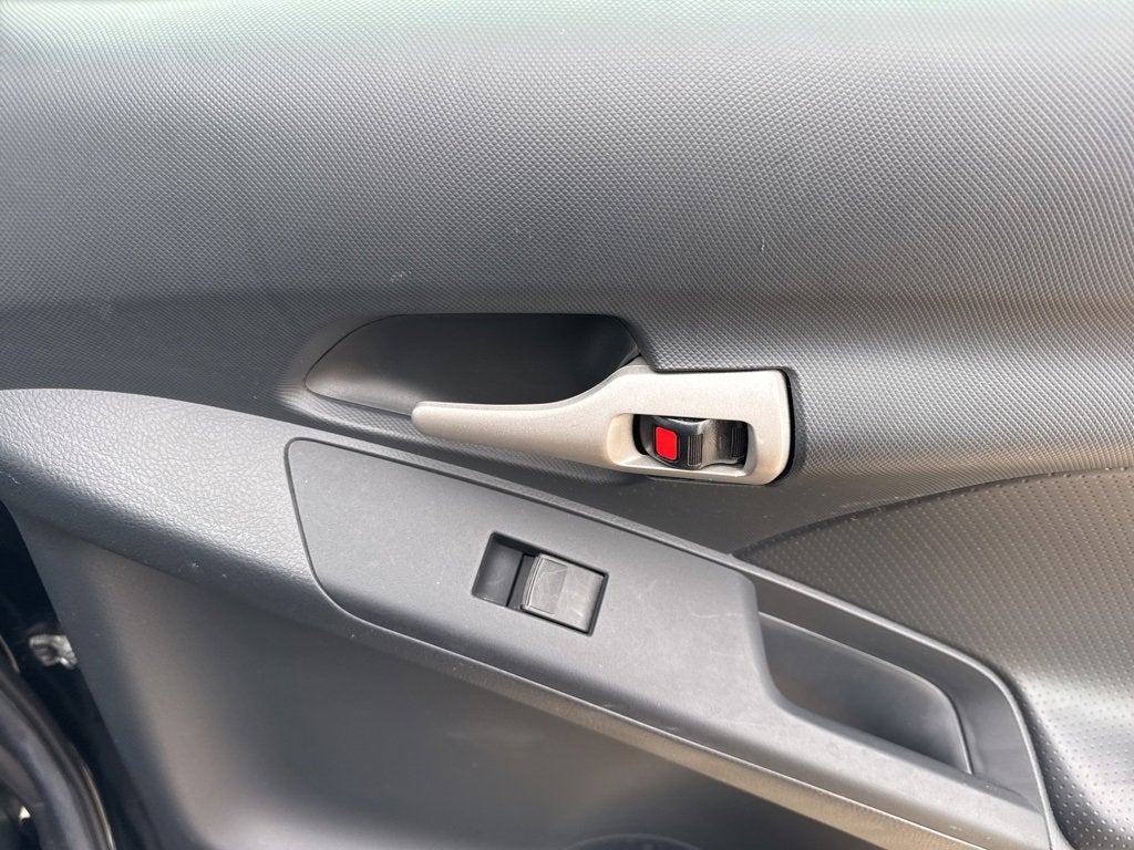 2010 Toyota Matrix BASE