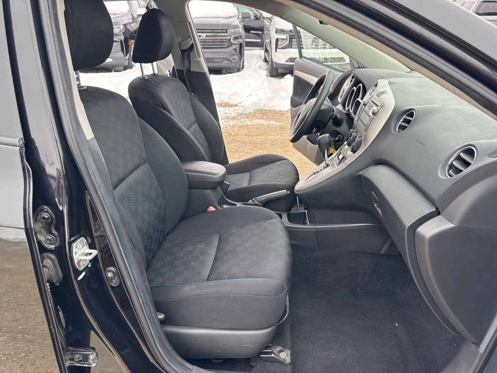 2010 Toyota Matrix BASE