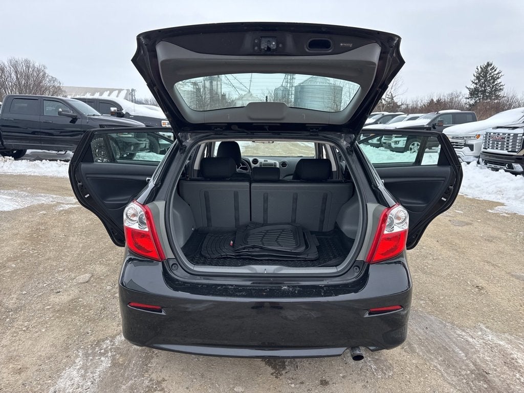 2010 Toyota Matrix BASE