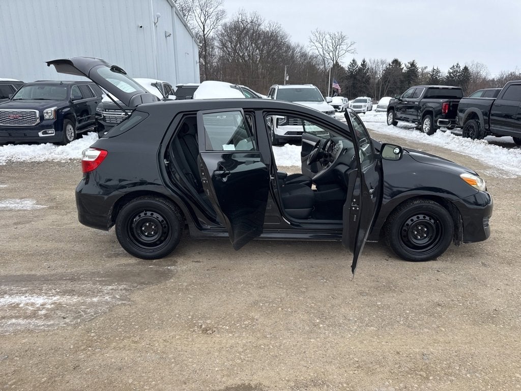 2010 Toyota Matrix BASE