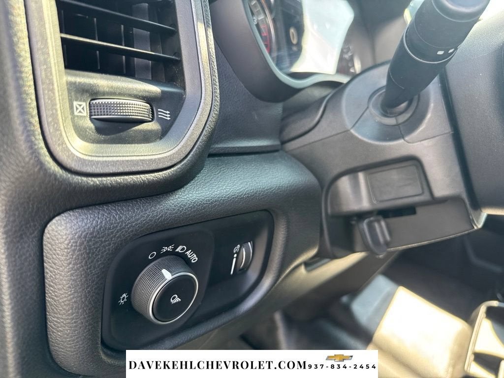 2022 RAM 3500 Tradesman Crew Cab 4x4 6'4" Box