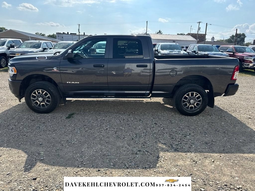 2022 RAM 3500 Tradesman Crew Cab 4x4 6'4" Box