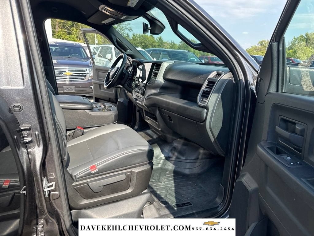 2022 RAM 3500 Tradesman Crew Cab 4x4 6'4" Box