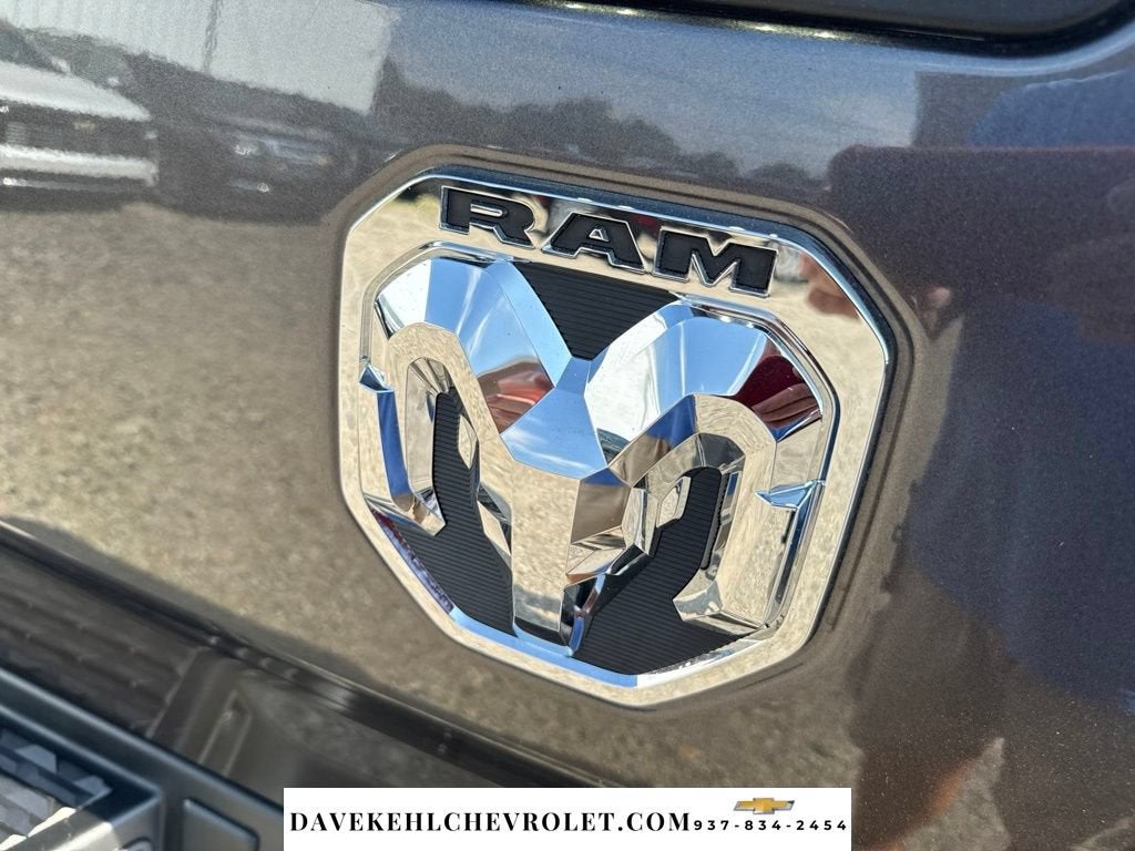 2022 RAM 3500 Tradesman Crew Cab 4x4 6'4" Box