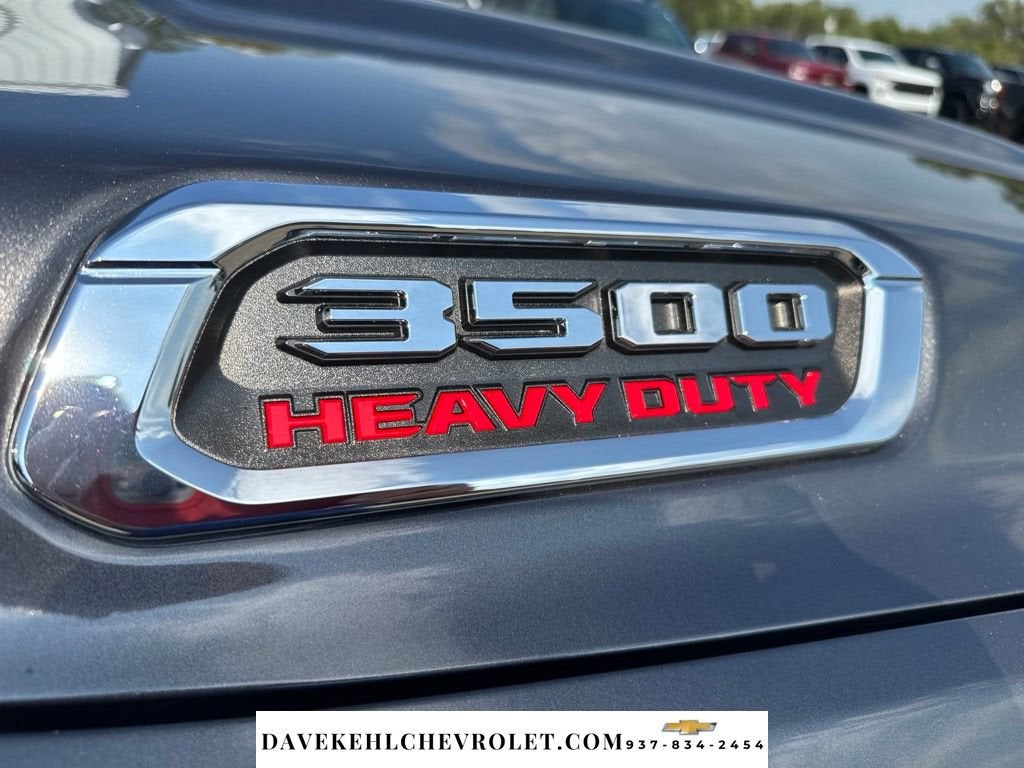 2022 RAM 3500 Tradesman Crew Cab 4x4 6'4" Box
