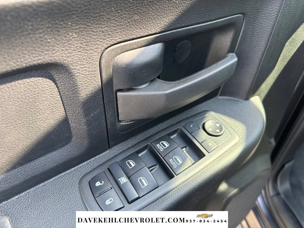 2022 RAM 3500 Tradesman Crew Cab 4x4 6'4" Box