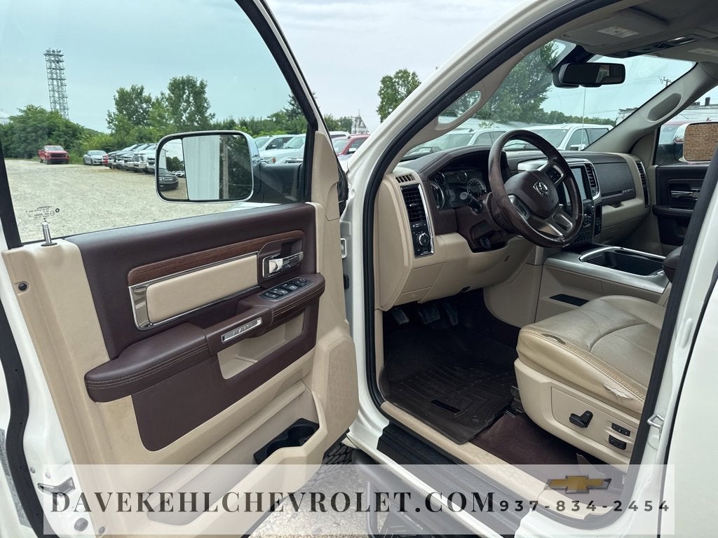 2018 RAM 2500 Laramie Crew Cab 4x4 6'4" Box