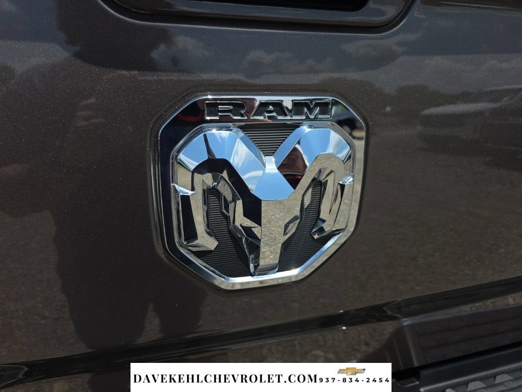 2019 RAM 2500 Laramie Crew Cab 4x4 6'4" Box