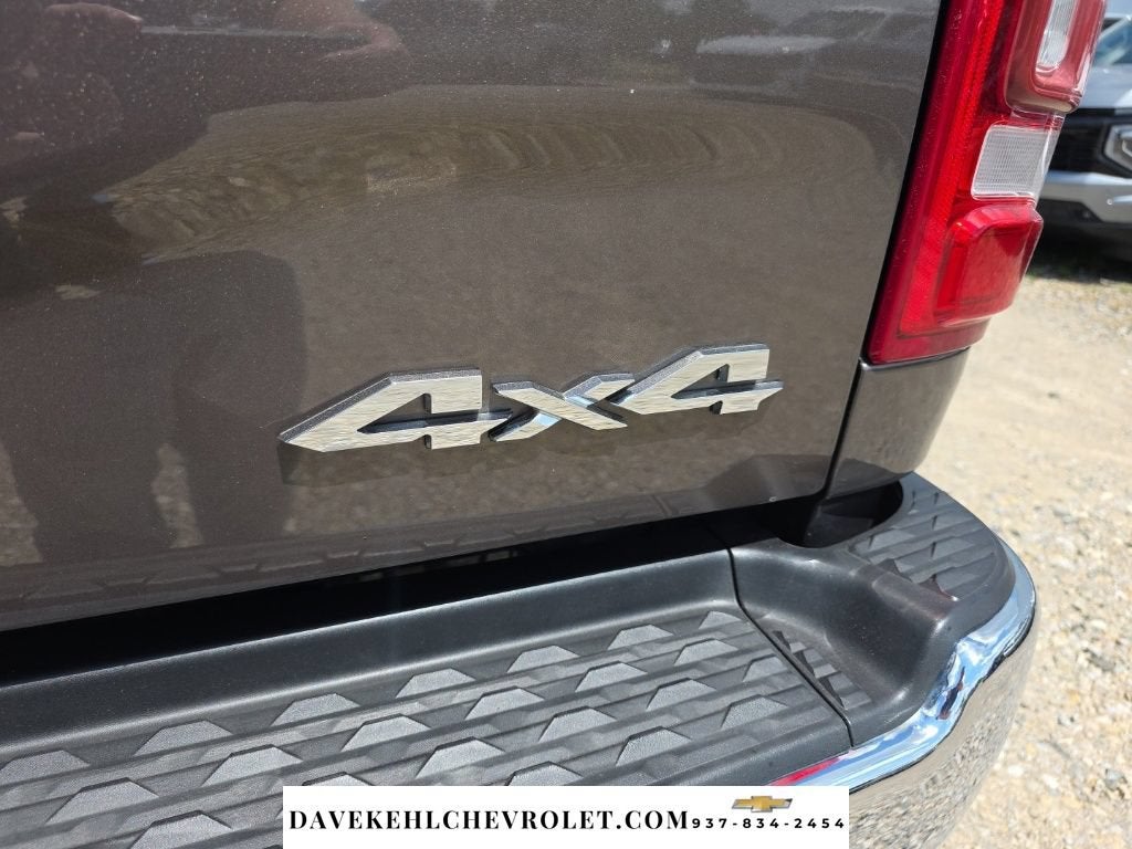2019 RAM 2500 Laramie Crew Cab 4x4 6'4" Box