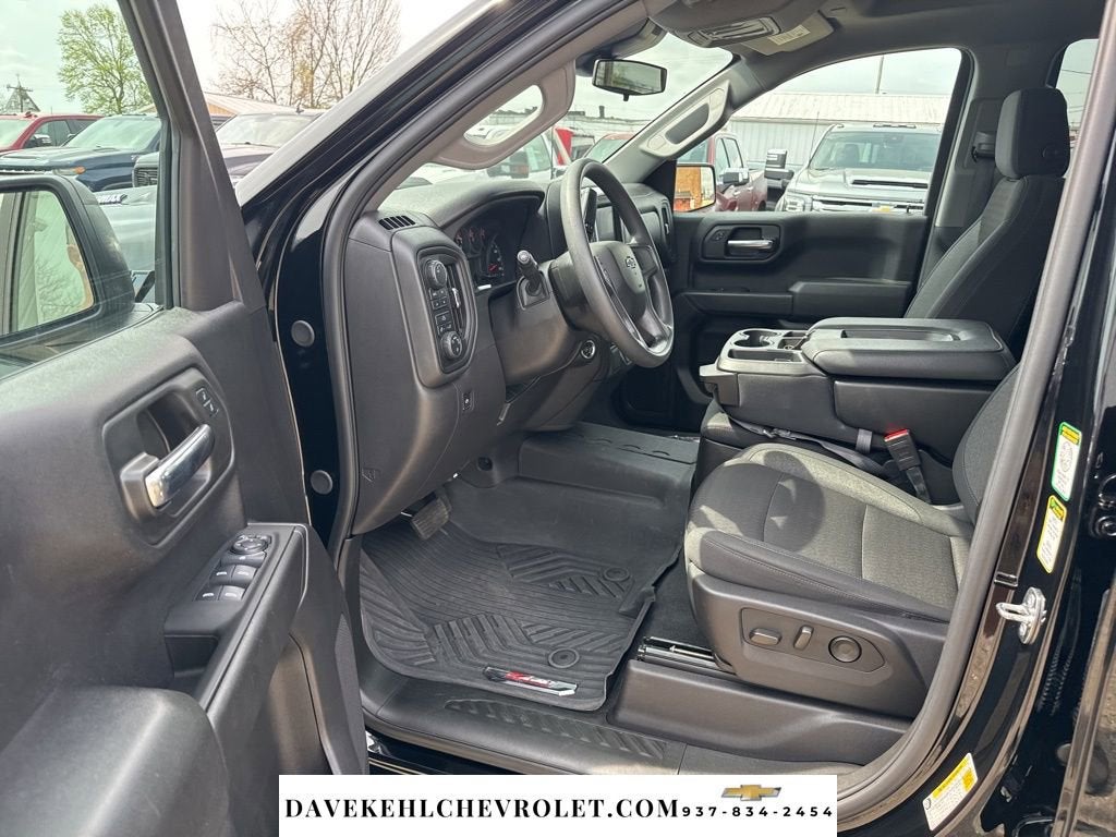 2024 Chevrolet Silverado 1500 Custom Trail Boss