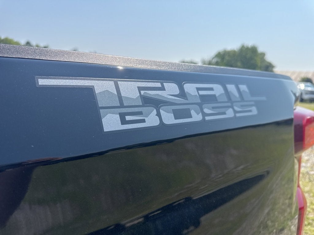2025 Chevrolet Silverado 1500 LT Trail Boss