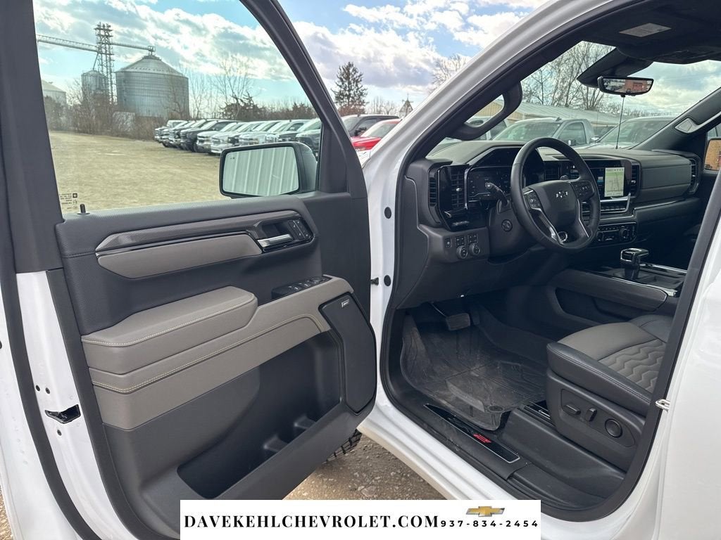 2025 Chevrolet Silverado 1500 ZR2