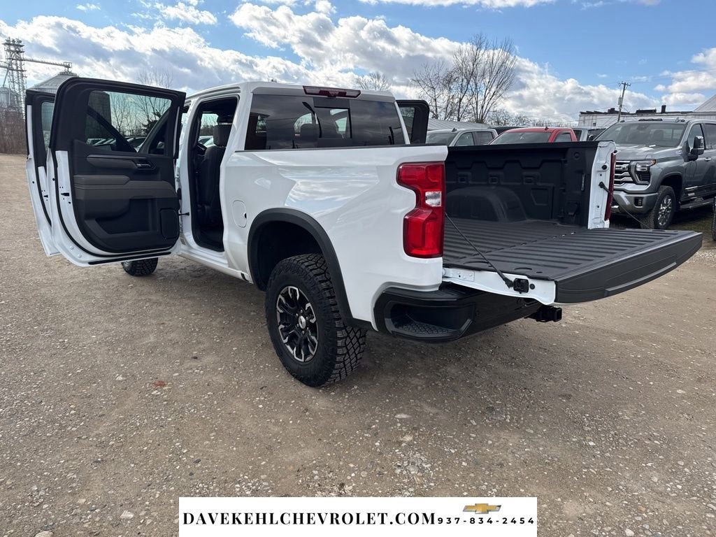 2025 Chevrolet Silverado 1500 ZR2