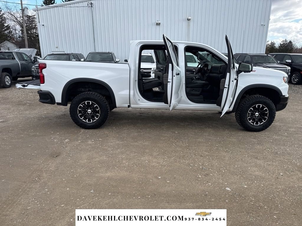 2025 Chevrolet Silverado 1500 ZR2