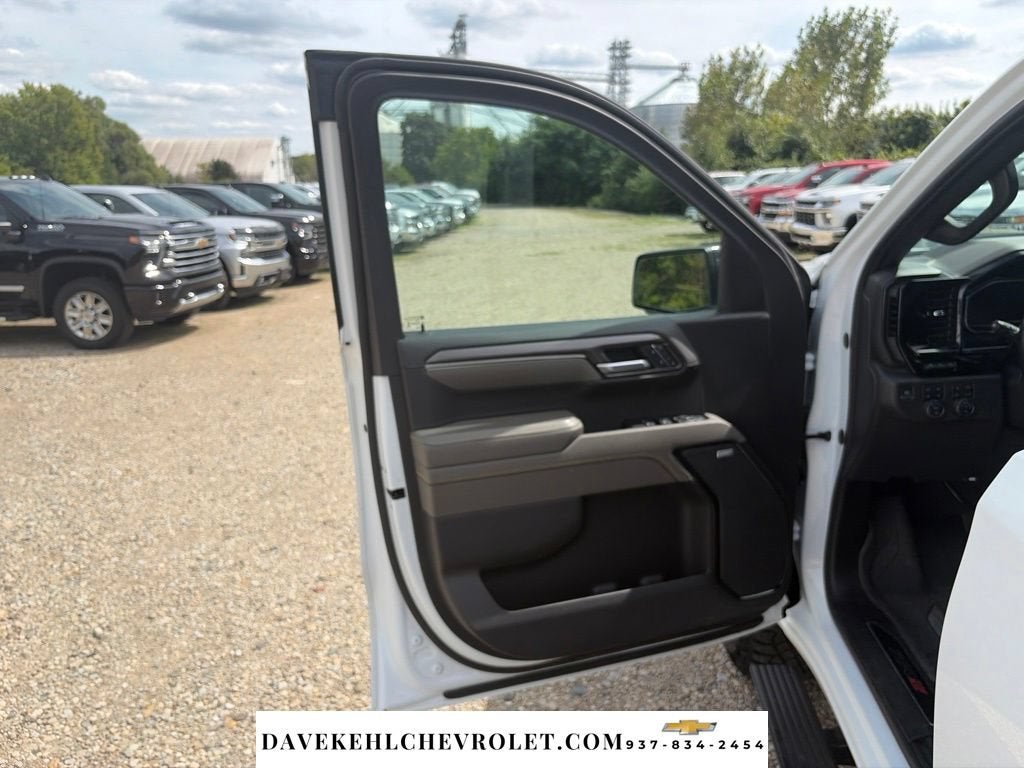 2025 Chevrolet Silverado 1500 ZR2