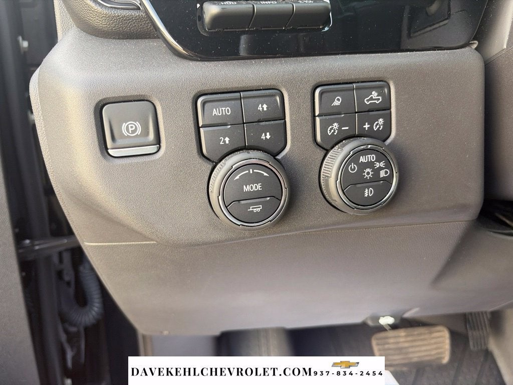 2025 Chevrolet Silverado 1500 ZR2