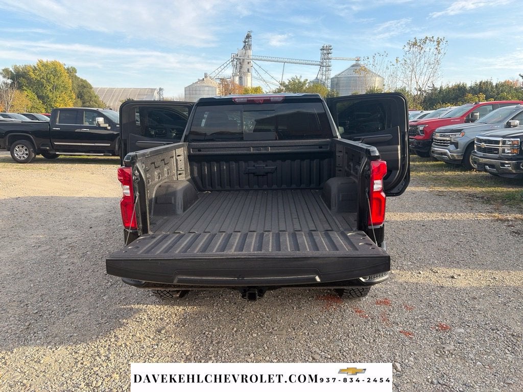 2025 Chevrolet Silverado 1500 ZR2