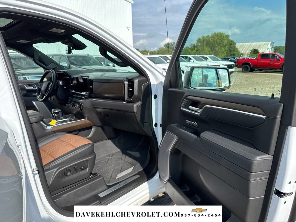 2025 Chevrolet Silverado 1500 High Country