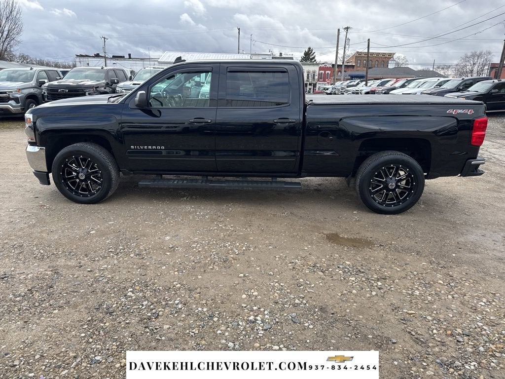 Used 2017 Chevrolet Silverado 1500 LT with VIN 3GCUKREC3HG202793 for sale in Mechanicsburg, OH