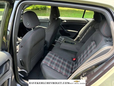 2017 Volkswagen Golf GTI S 4-Door