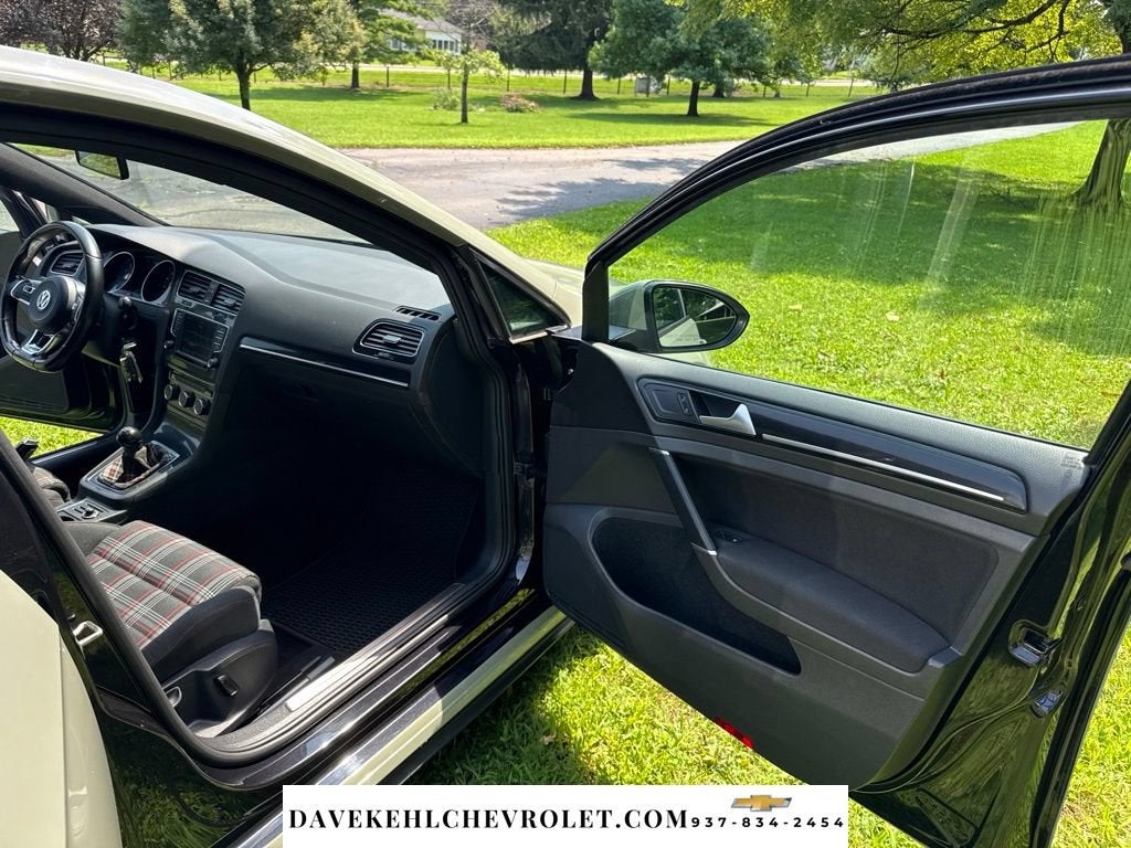 2017 Volkswagen Golf GTI S 4-Door
